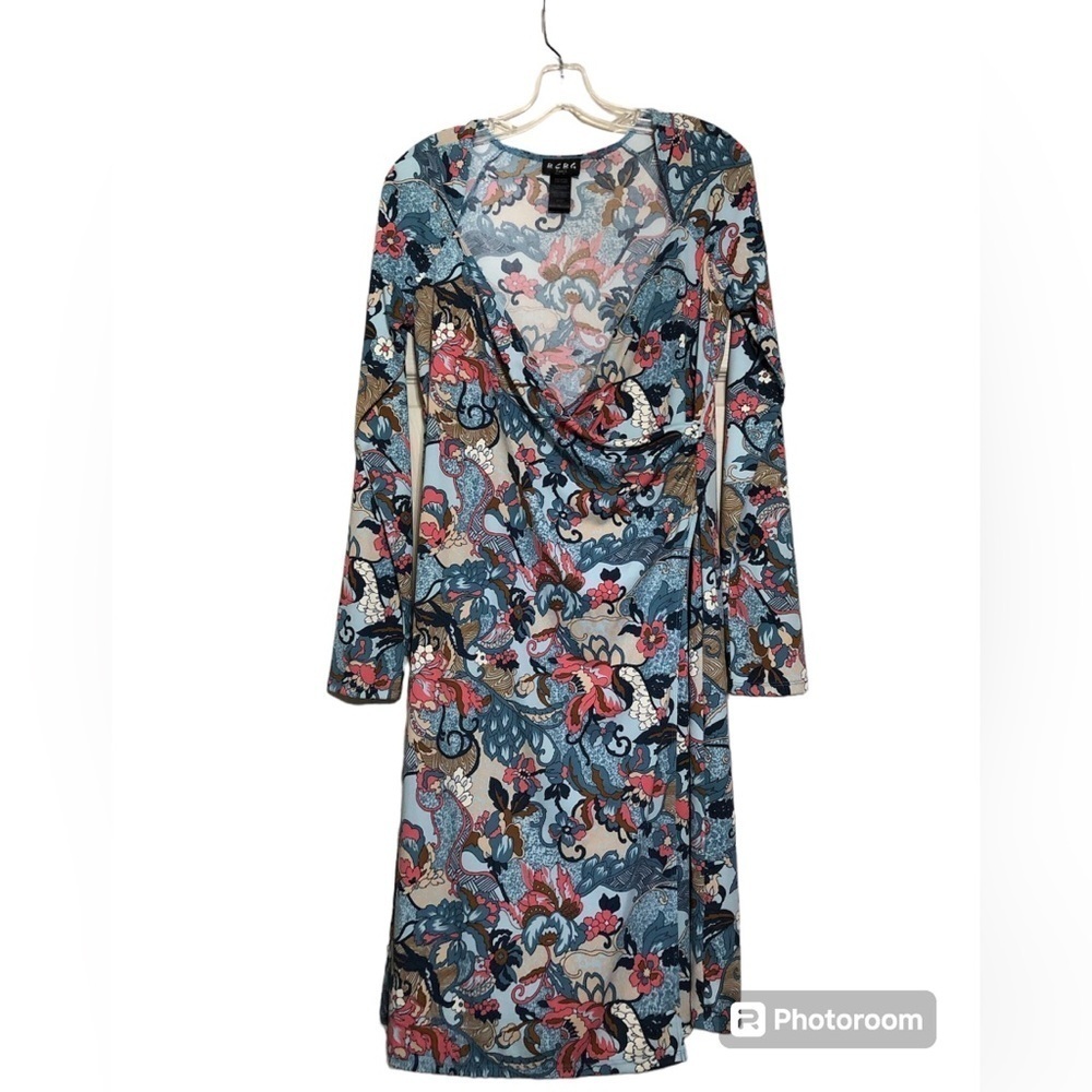Wrap style dress with sweetheart neckline size L